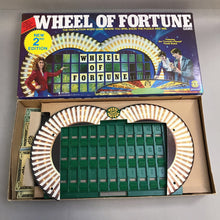 Load image into Gallery viewer, Wheel of Fortune Game, 2nd Edition #5555 (1985) (2x19x9.5)
