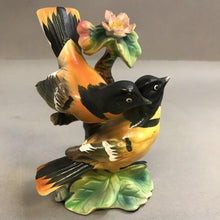 Load image into Gallery viewer, Vintage Porcelain Oriole Birds Figurine (6")
