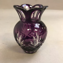 Load image into Gallery viewer, Vintage Amethyst Purple Crystal Vase (5")
