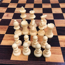 Load image into Gallery viewer, Family Classics Tournament Chess #3238 (Complete) (2x18x9.5)
