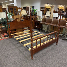 Load image into Gallery viewer, Keller Queen Headboard / Footboard / Rails
