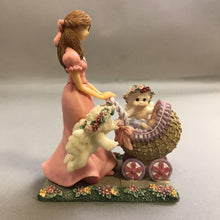 Load image into Gallery viewer, Dreamsicles "A Stroll In The Park" Figurine (6x5x3)
