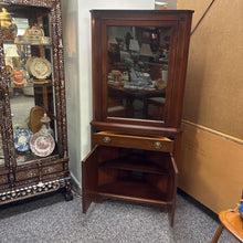 Load image into Gallery viewer, Duncan Phyfe Mahogany Corner Cabinet (69x22x22)
