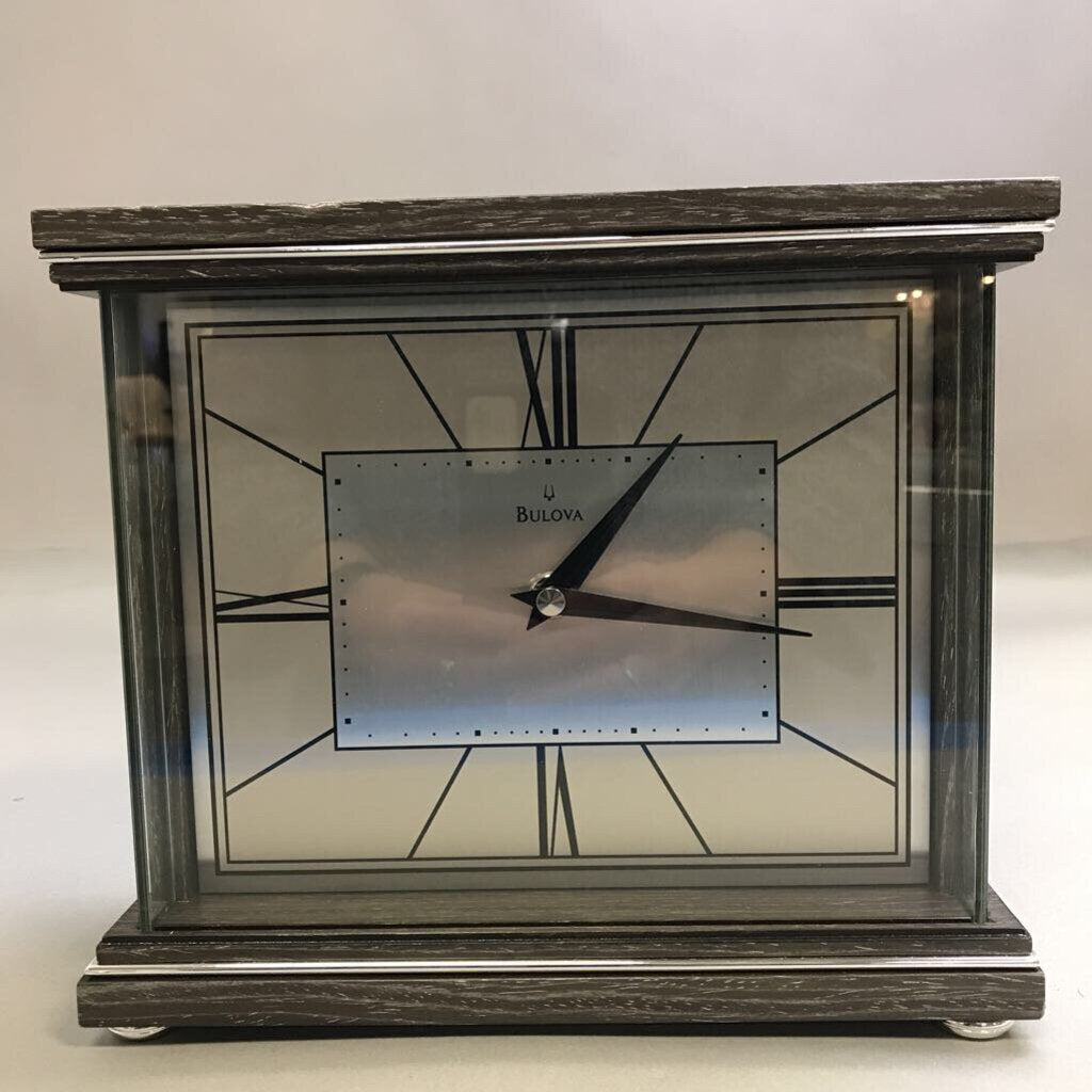 Bulova Preston Mantel Clock (8x9x4)(Tested)
