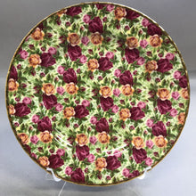 Load image into Gallery viewer, Royal Albert Old Country Roses Rose Chintz 8&quot; Salad Plate(10 Available)
