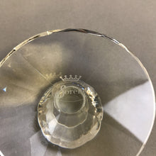 Load image into Gallery viewer, Sorelle Lead Crystal Lid (2x4)
