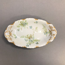 Load image into Gallery viewer, Haviland Limoges Schleiger #52b Oval Dish (~8.5x5)
