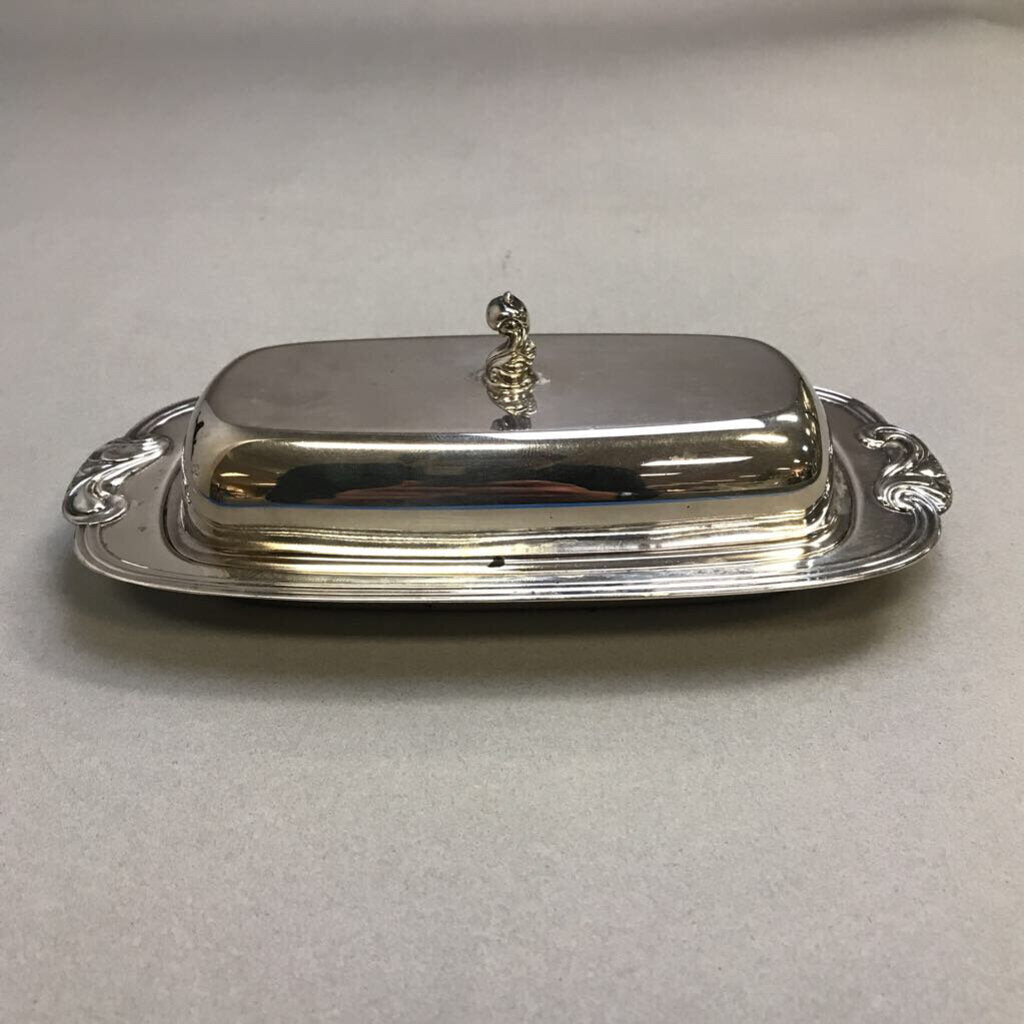 Silverplate / Glass Butter Dish (8.5x3x4)