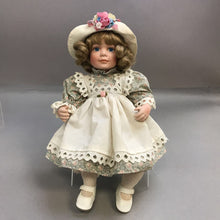 Load image into Gallery viewer, Heritage Signature Porcelain Doll Flowered Hat (15")
