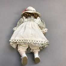 Load image into Gallery viewer, Heritage Signature Porcelain Doll Flowered Hat (15")
