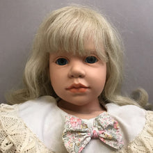 Load image into Gallery viewer, Hildegard Gunzel/Madame Alexander 1992 27&quot; Kimberly Vinyl Doll w/Human Hair

