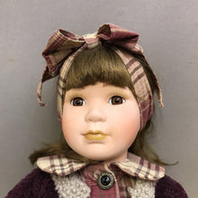 Load image into Gallery viewer, Yesterdays Child Kelly the Bear Collector 4916V The Boyds Collection (19")
