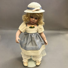 Load image into Gallery viewer, Seymour Mann Marilyn Doll with Stand (17&quot;)
