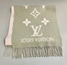 Load image into Gallery viewer, Louis Vuitton LV Reykjavik 100% Cashmere Gray/Pale Pink Logo Scarf Made in Scotland As-Is (17x69&quot;)
