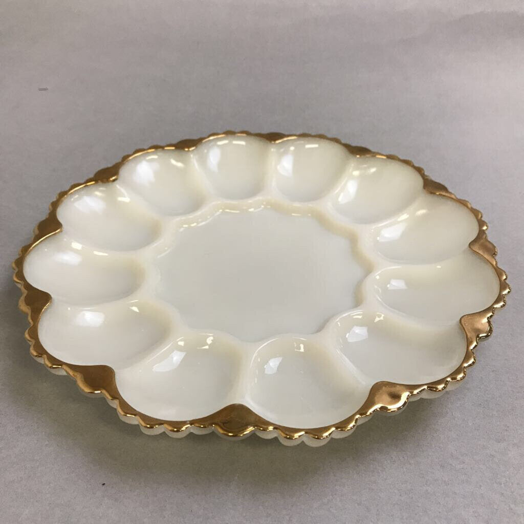 Vintage Milk Glass Develed Egg Platter (10