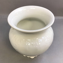 Load image into Gallery viewer, Antique Smith Phillips Fenix Porcelain Chamber Pot (11")
