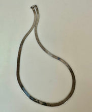 Load image into Gallery viewer, Milor Italian Sterling Reversible Pattern Herringbone Chain Necklace (18")
