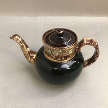 Load image into Gallery viewer, Drip Glaze Teapot (8x5) AS IS
