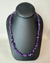Load image into Gallery viewer, Amethyst Chip Beaded Necklace (34")

