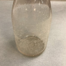 Load image into Gallery viewer, Hammond Dairy Co Hammond IND Quart Milk Bottle (10")
