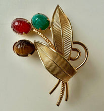 Load image into Gallery viewer, Vintage Gold Filled WRE Carved Stone Scarab Brooch (1.75")
