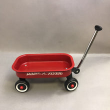 Load image into Gallery viewer, Radio Flyer Doll-Sized Wagon (5.5x12.5x7.5)
