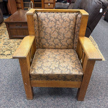 Load image into Gallery viewer, Oak Mission Style Chair (37x32x30)
