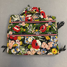 Load image into Gallery viewer, Vera Bradley Poppy Fields Floral Quilted Hanging Travel Makeup Organizer (28x11")
