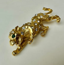Load image into Gallery viewer, Vintage Goldtone Clear Rhinestone Green Eye Leopard Brooch Pin (2.5")

