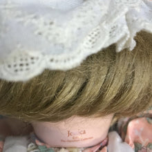 Load image into Gallery viewer, Hamilton Collection “Jessica” Doll by Heritage Dolls (20")
