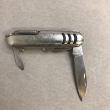 Load image into Gallery viewer, Riffle &amp; Assocs Inc Wayne ILL. 60184 Pocket Knife (3")
