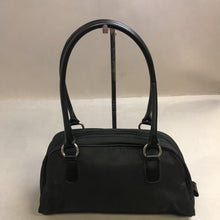 Load image into Gallery viewer, Vintage Black Chicago Cubs Purse 8x12x5)
