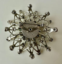 Load image into Gallery viewer, Vintage Clear Rhinestone Silvertone 3D Starburst Brooch Pin (2.25")
