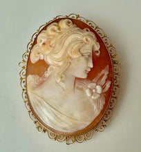 Load image into Gallery viewer, 18K Gold Carved Shell Antique Cameo Brooch Pin w/ Pendant Bail (10.8g)
