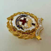 Load image into Gallery viewer, Vintage Cross &amp; Crown Sunday School Pin (1")
