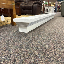 Load image into Gallery viewer, White Mantle (7x80x7)
