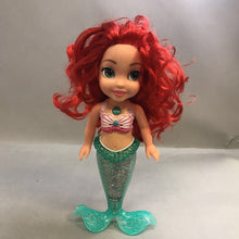 Load image into Gallery viewer, Disney Princess Ariel Doll Sing and Sparkle Little Mermaid Glitter Lights Up (14")
