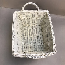 Load image into Gallery viewer, White Wicker Basket (9x16x13)
