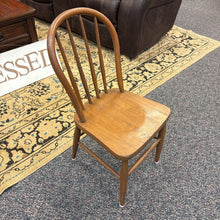Load image into Gallery viewer, Child's Wood Chair (28x13x14)
