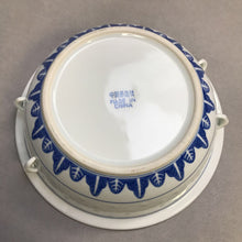 Load image into Gallery viewer, Tienshan "Rice Flower" Covered Vegetable Serving Bowl (~3.25x10.25)
