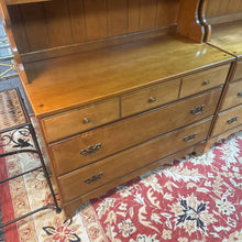 Load image into Gallery viewer, Kroehler Hard Rock Maple Dresser Hutch (72x40x18)

