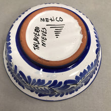 Load image into Gallery viewer, Mexican Talavera Pottery Centerpiece Decorative Serving Bowl Folk Art Mexico (8.5")
