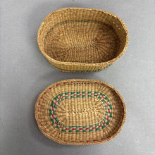 Load image into Gallery viewer, Vintage Sweetgrass Woven Covered Basket (3x7x5)
