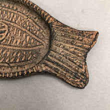 Load image into Gallery viewer, Ghanaian Hand-Crafted Fish Dish Pottery (10x4.5) (As-Is)
