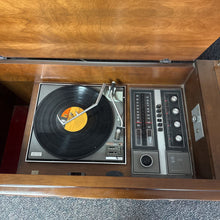 Load image into Gallery viewer, RCA Victor Console Radio Record Player (31x78x19) AS IS
