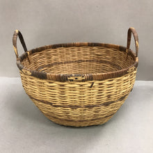 Load image into Gallery viewer, Basket (~7x12x12)
