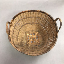 Load image into Gallery viewer, Basket (~7x12x12)
