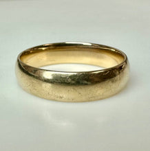 Load image into Gallery viewer, 10K Gold Thick Wedding Band Ring sz 13 (6.9g)
