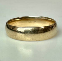 Load image into Gallery viewer, 10K Gold Thick Wedding Band Ring sz 13 (6.9g)
