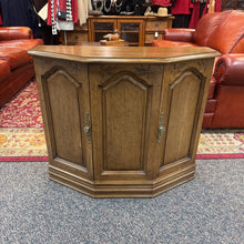 Load image into Gallery viewer, Davis Entry Cabinet (29x35x12)
